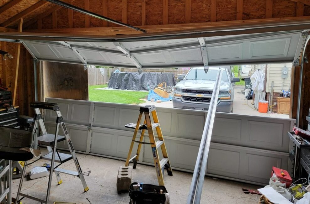 Professional Garage Door Repair New Albany, OH | Fast Expert Service